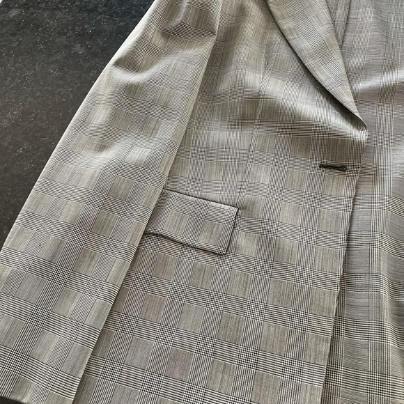 MaxMara suit Blazer and Skirt - Picture 6 of 9